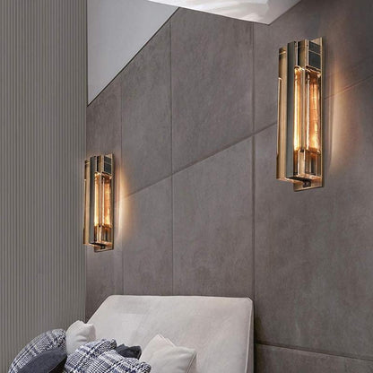 Wandlamp Art Deco met Glazen Kap en Messing Frame