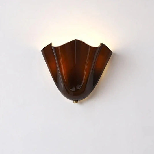 Wandlamp Art Deco met Golvende Glazen Kap in Schelpvorm