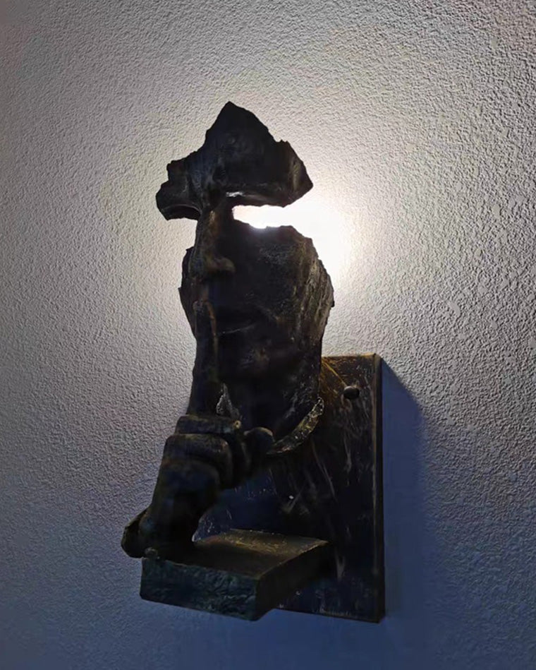 Wandlamp Art Deco met Sculptuur Figuur en Indirecte Verlichting