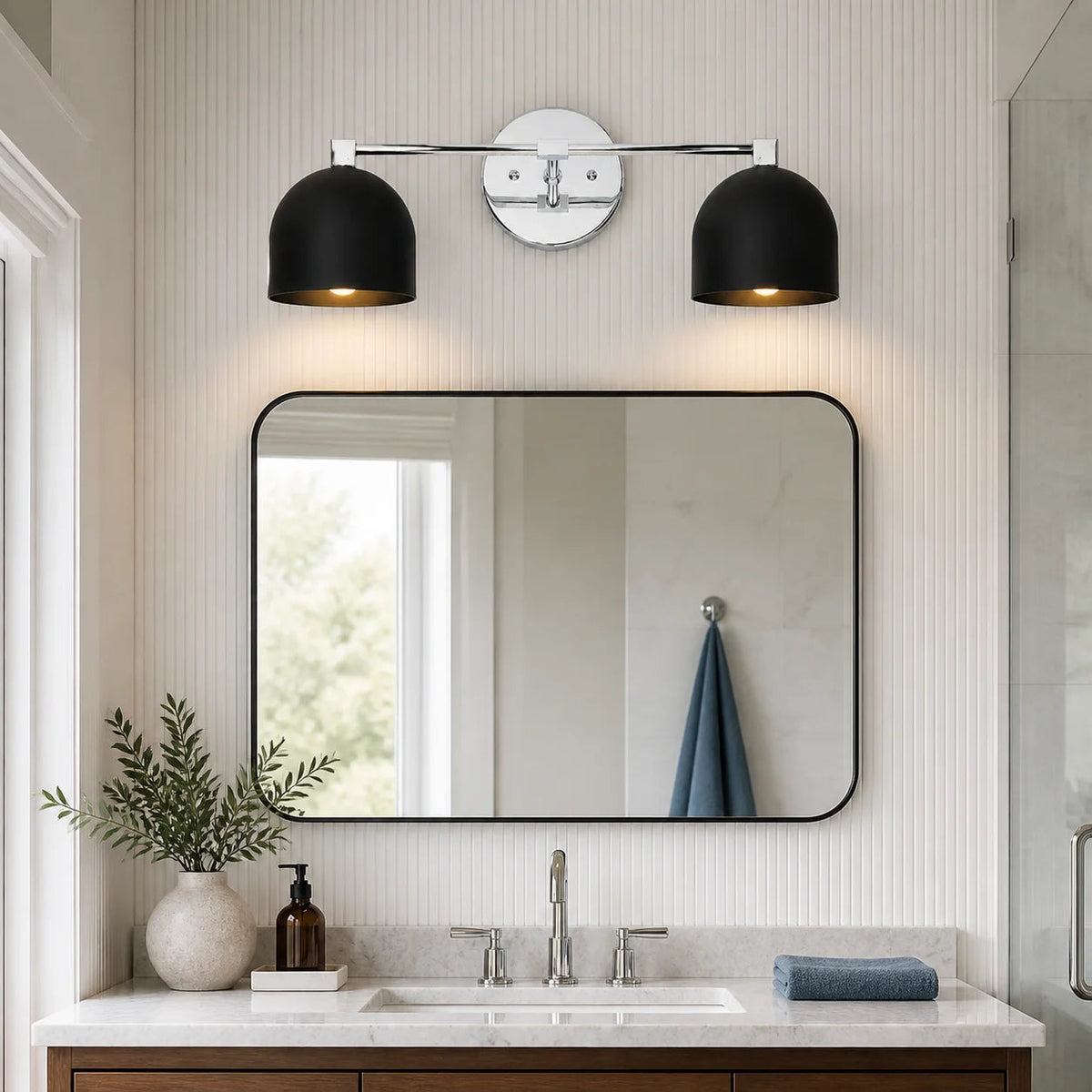 Wandlamp Badkamer Retro met Twee Koepelkappen en Metalen Frame