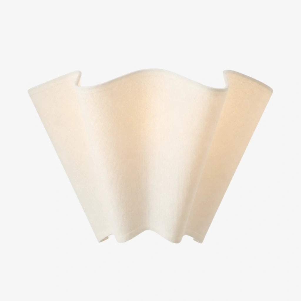 Wandlamp Bohemian met Golvende Linnen Kap en Bloemenvorm