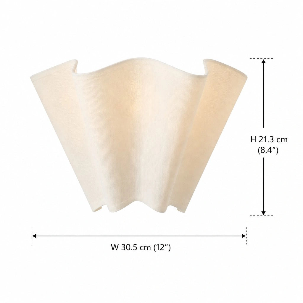 Wandlamp Bohemian met Golvende Linnen Kap en Bloemenvorm