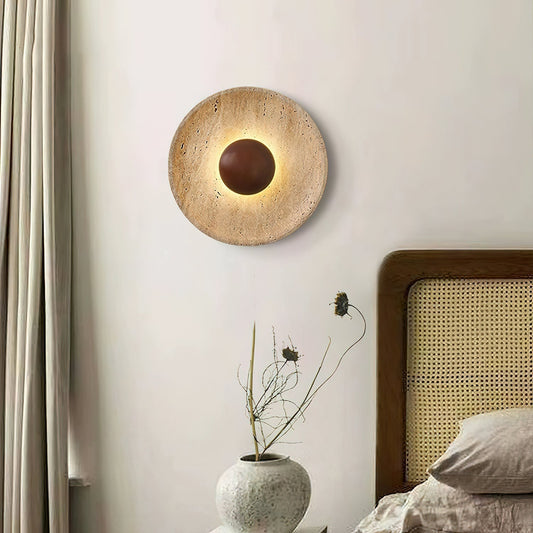 Wandlamp Bohemian met Ronde Steen Kap en Houten Bol