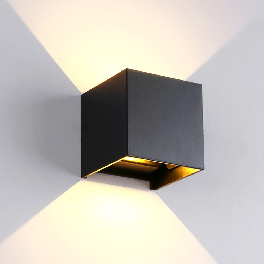 Wandlamp Buiten Minimalistisch met Verstelbare Lichthoek en Geïntegreerde LED