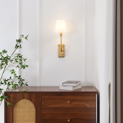 Wandlamp Klassiek met Stoffen Kap en Messing Arm