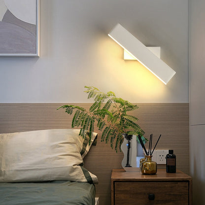Wandlamp Minimalist met Draaibaar LED Lichtelement
