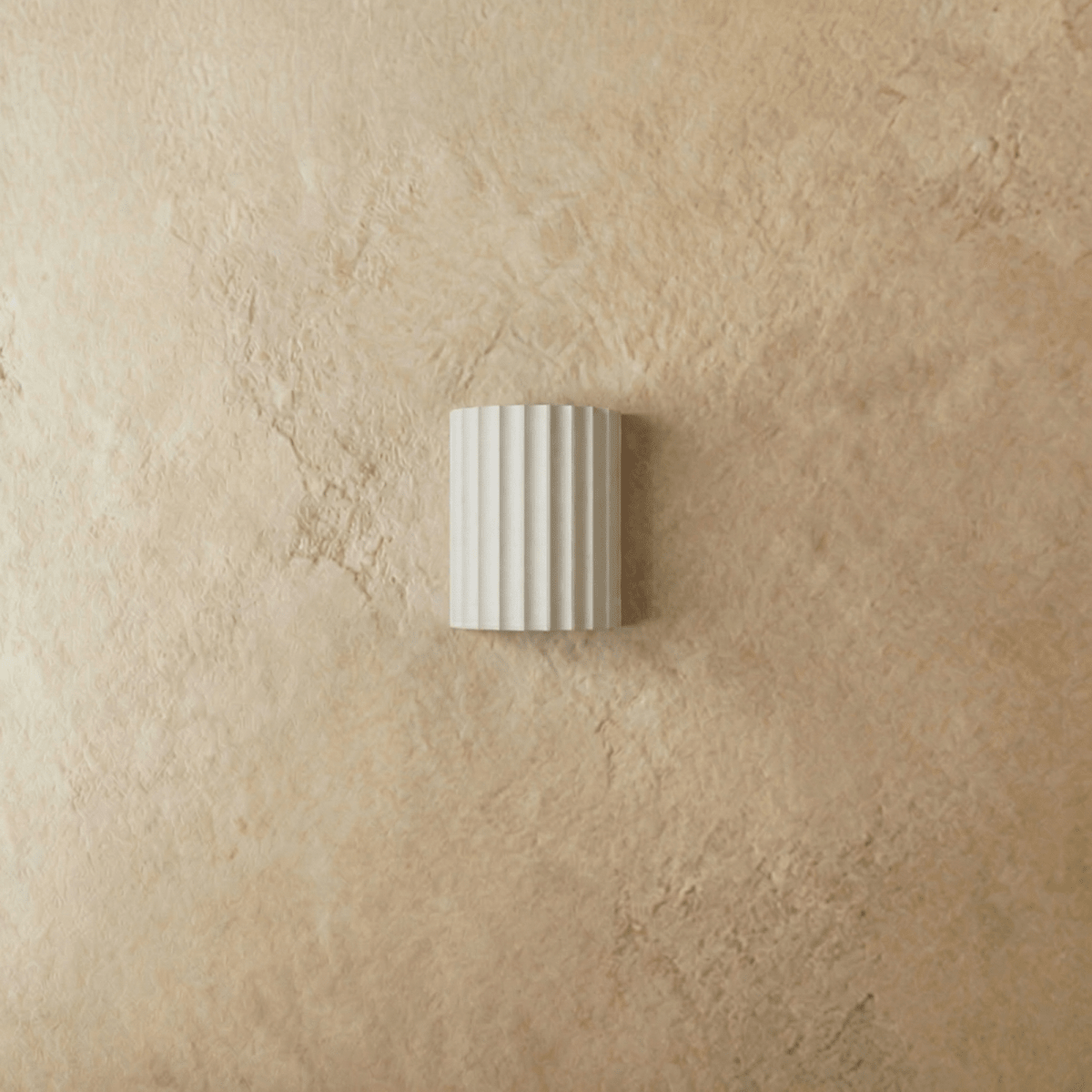 Wandlamp Minimalist met Geribbeld Cilindrisch Ontwerp en Up-Down Verlichting