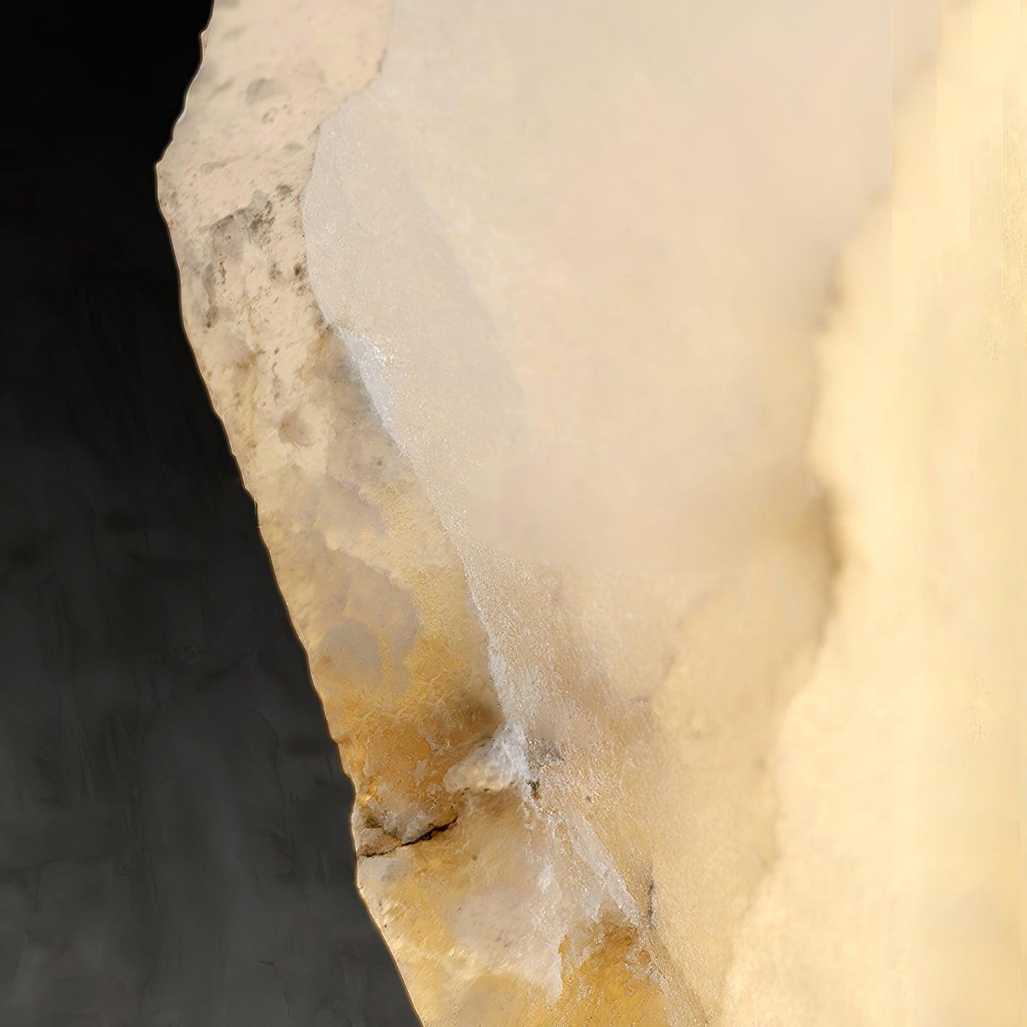 Wandlamp Minimalistisch met Alabasten Kappen en Gouden Bevestiging