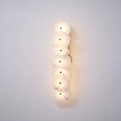 Wandlamp Minimalistisch met Alabasten Kappen en Gouden Bevestiging