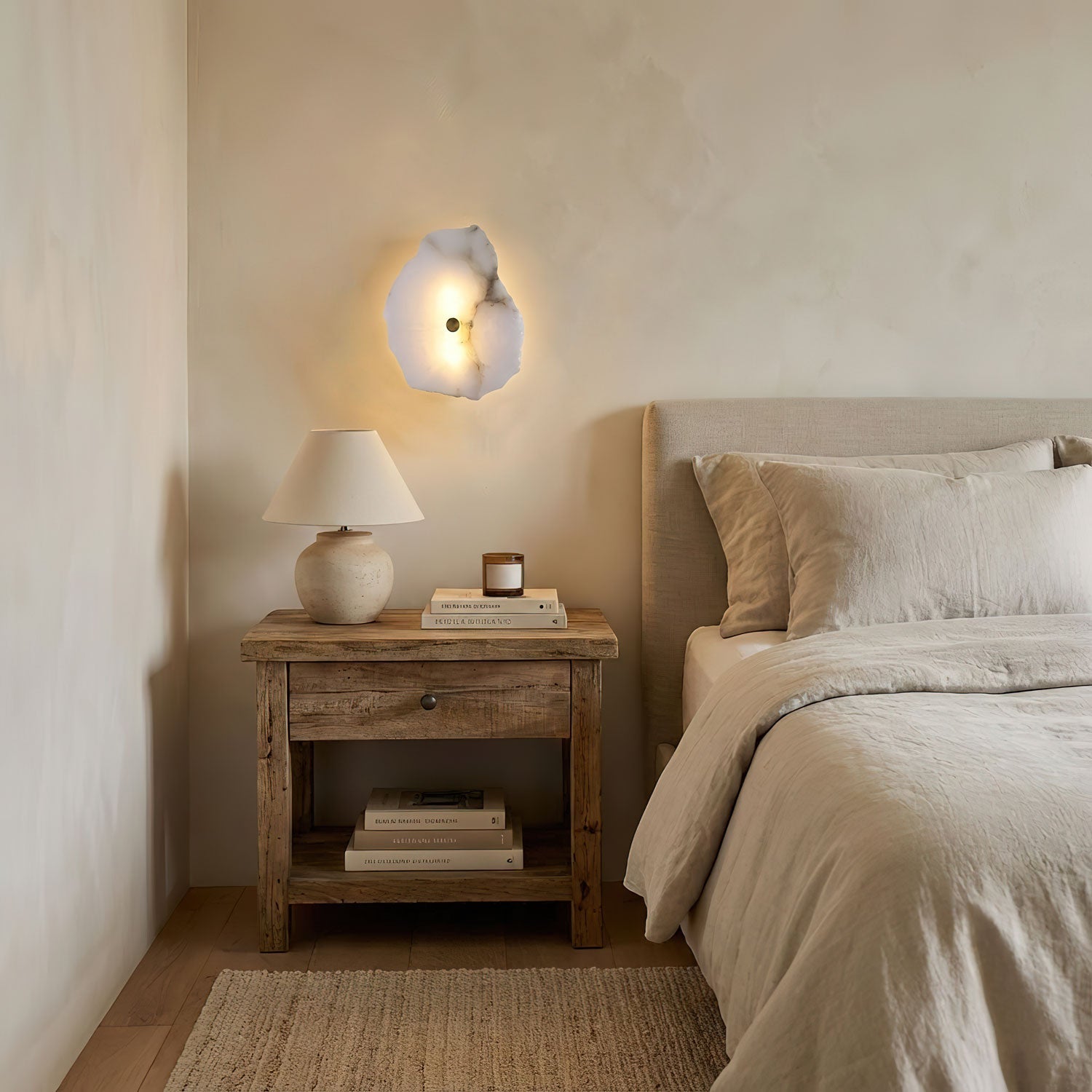 Wandlamp Minimalistisch met Alabasten Kappen en Gouden Bevestiging