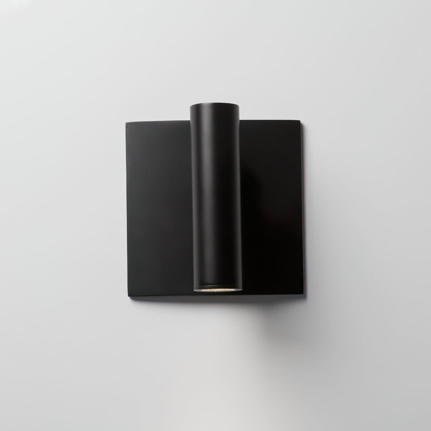 Wandlamp Minimalistisch met Draaibare Spot en Geïntegreerde Schakelaar