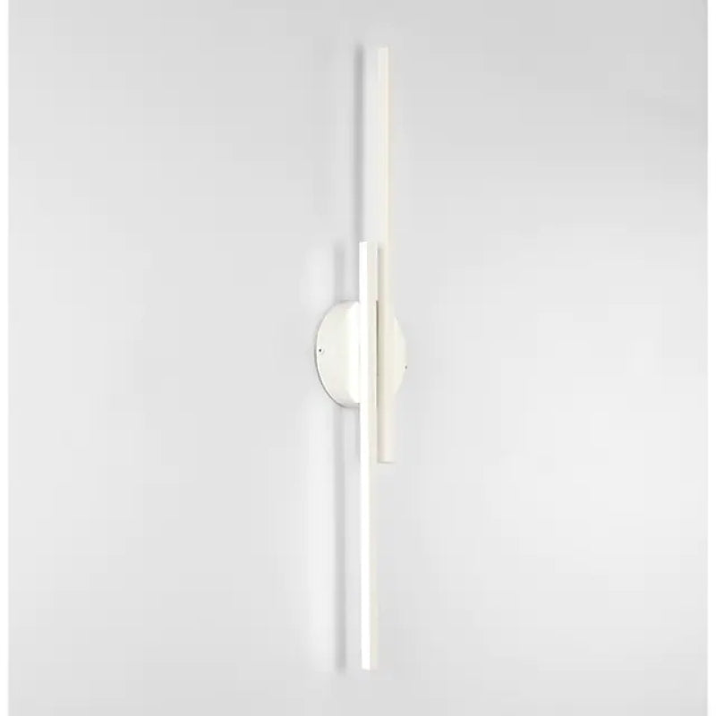 Wandlamp Minimalistisch met Dubbele Lineaire Staaf en Ronde Wandbevestiging