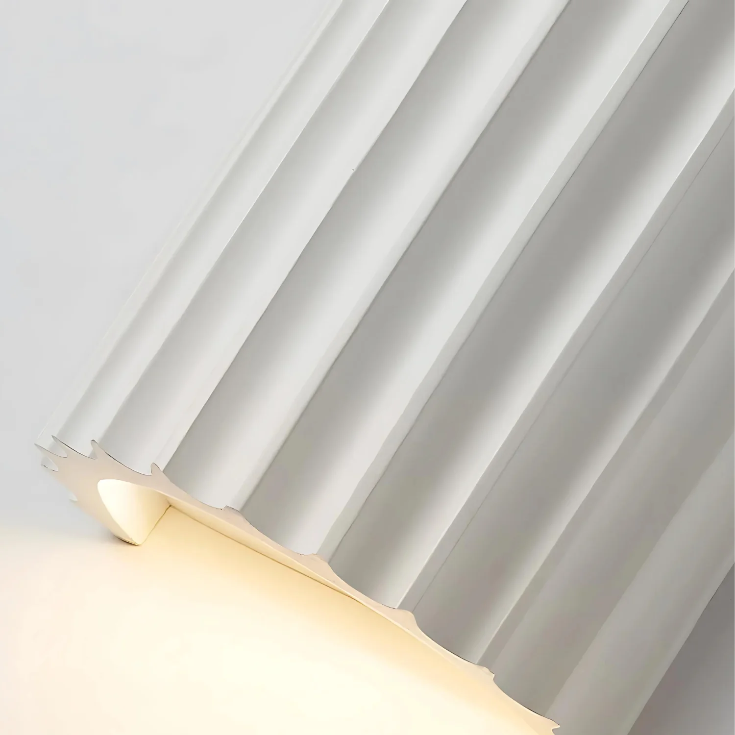 Wandlamp Minimalistisch met Geribbeld Reliëfpatroon en Omhoog-Omlaag Lichteffect