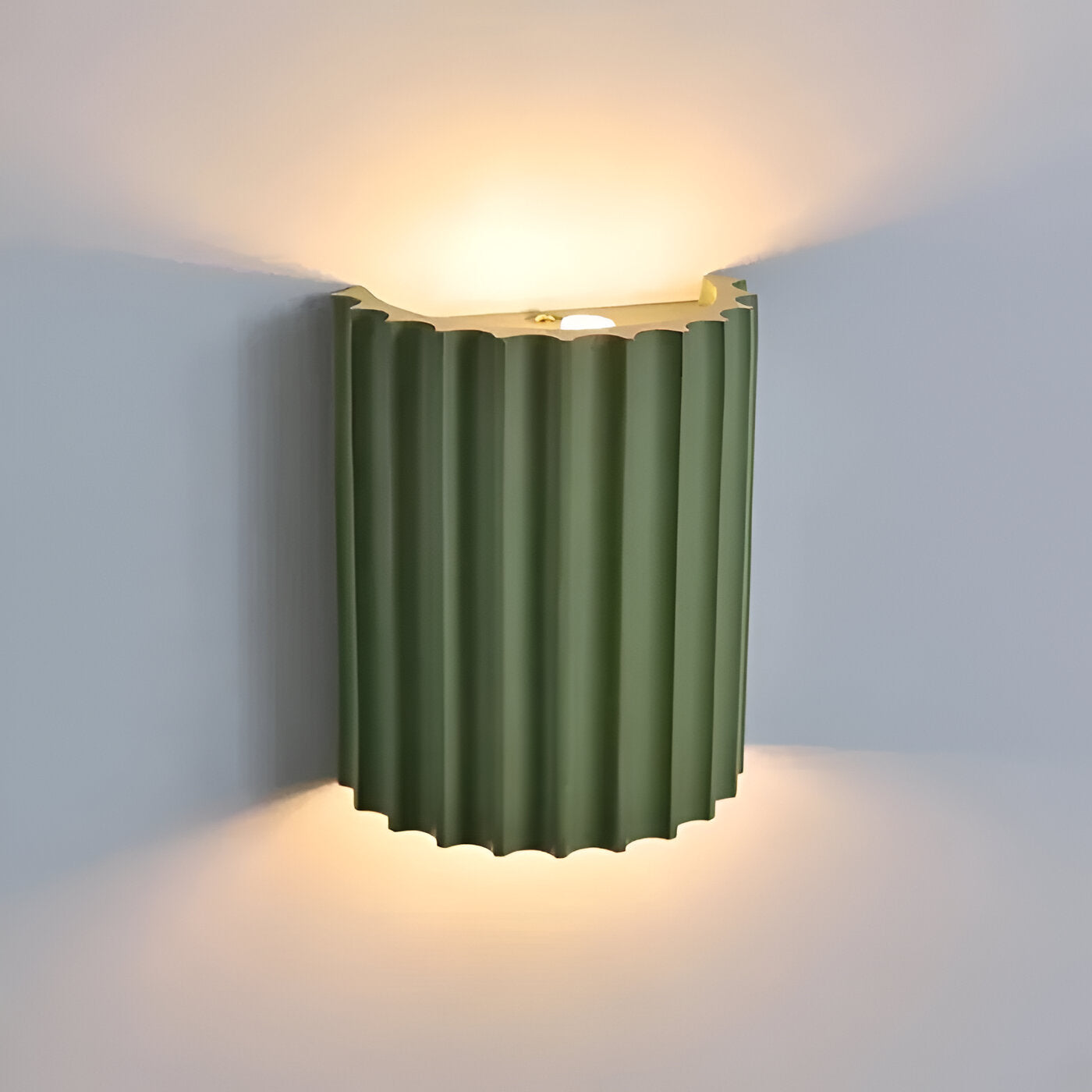 Wandlamp Minimalistisch met Geribbeld Reliëfpatroon en Omhoog-Omlaag Lichteffect
