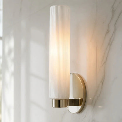 Wandlamp Minimalistisch met Geribbelde Glazen Cilinderkap en Vaste Bevestiging