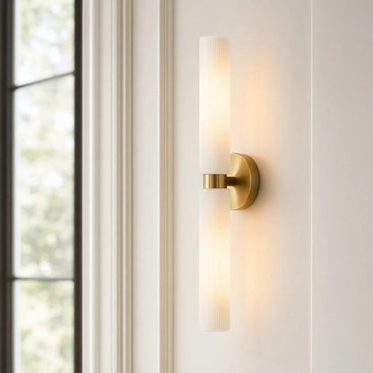 Wandlamp Minimalistisch met Geribbelde Glazen Cilinderkap en Vaste Bevestiging