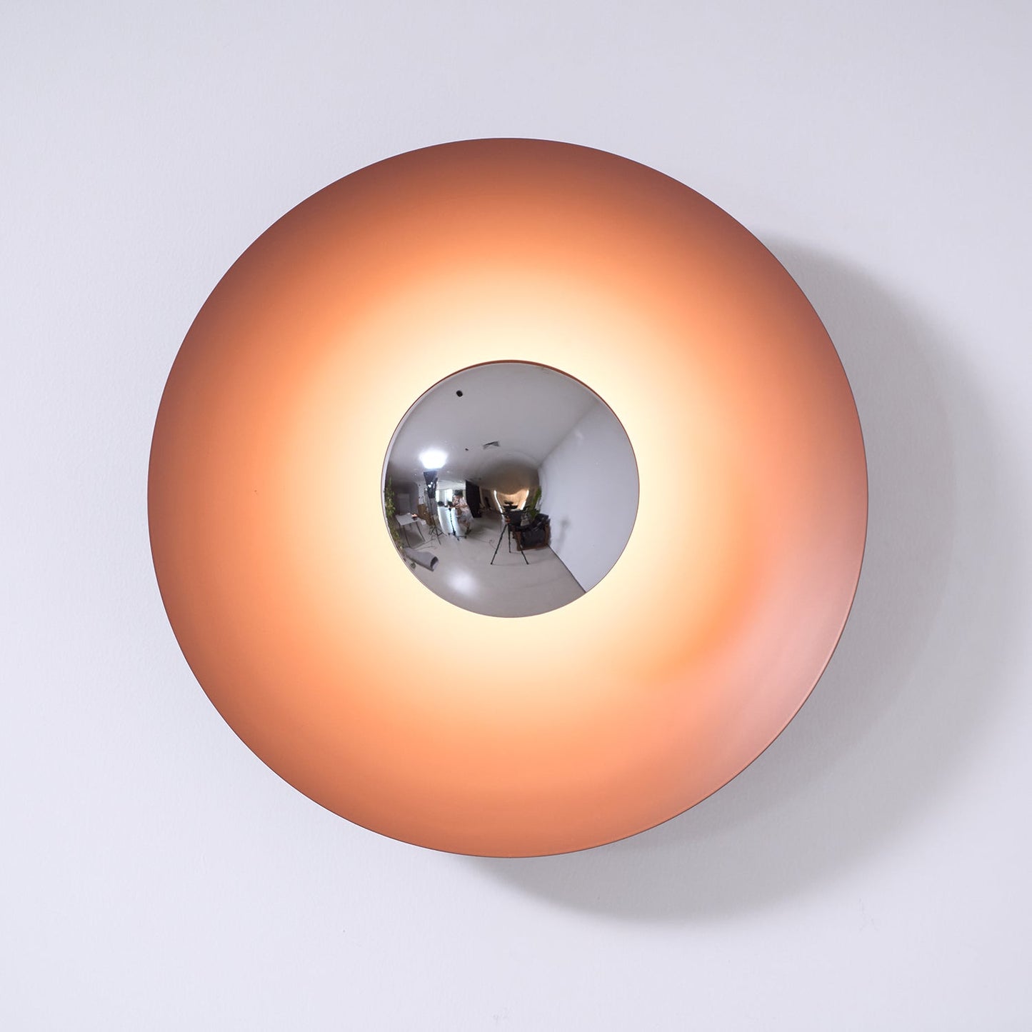 Wandlamp Minimalistisch Rond met Geïntegreerde LED en Spiegelbol ##POS:41##