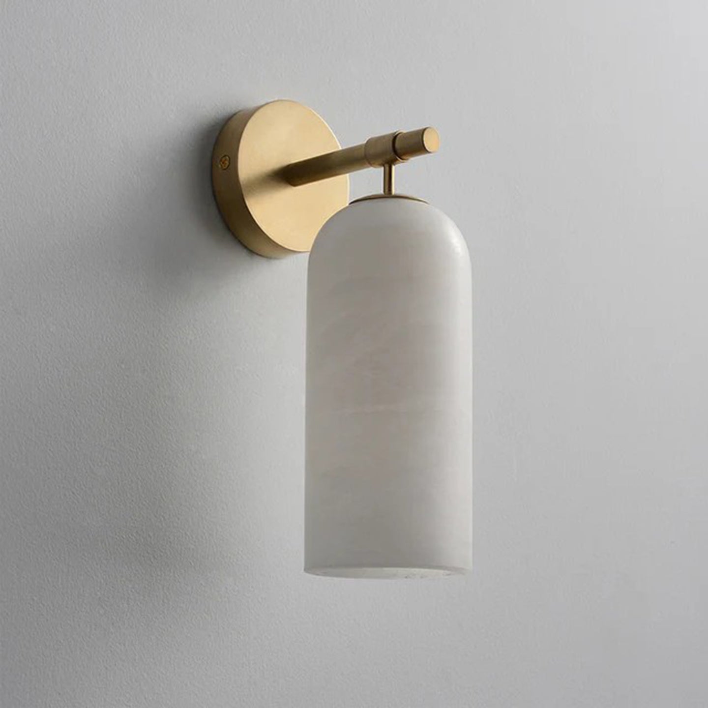 Wandlamp Modern met Alabasten Kap en Metalen Arm