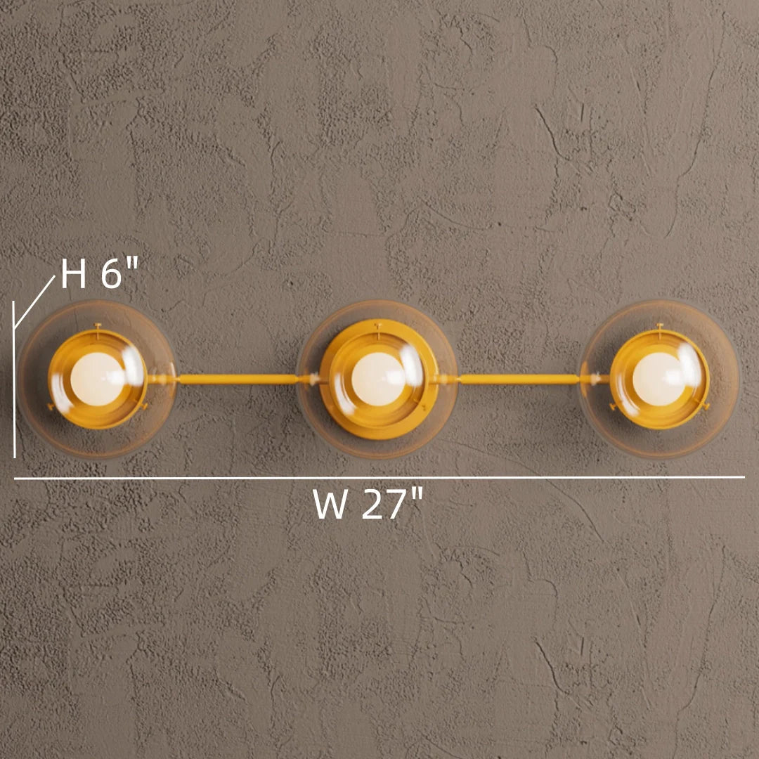 Wandlamp Modern met Drie Glazen Bollen en Metalen Frame