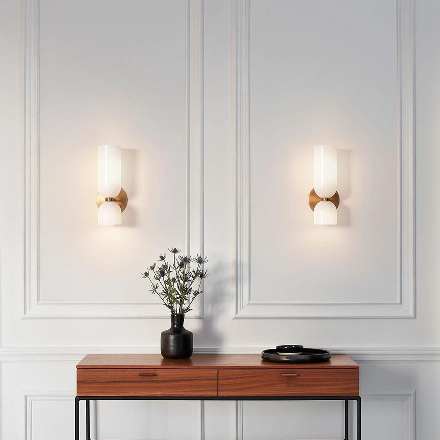 Wandlamp Modern met Dubbele Glazen Cilinderkap en Metalen Fitting