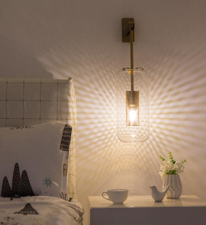Wandlamp Modern met Glazen Kap en Geperforeerde Metalen Kooi