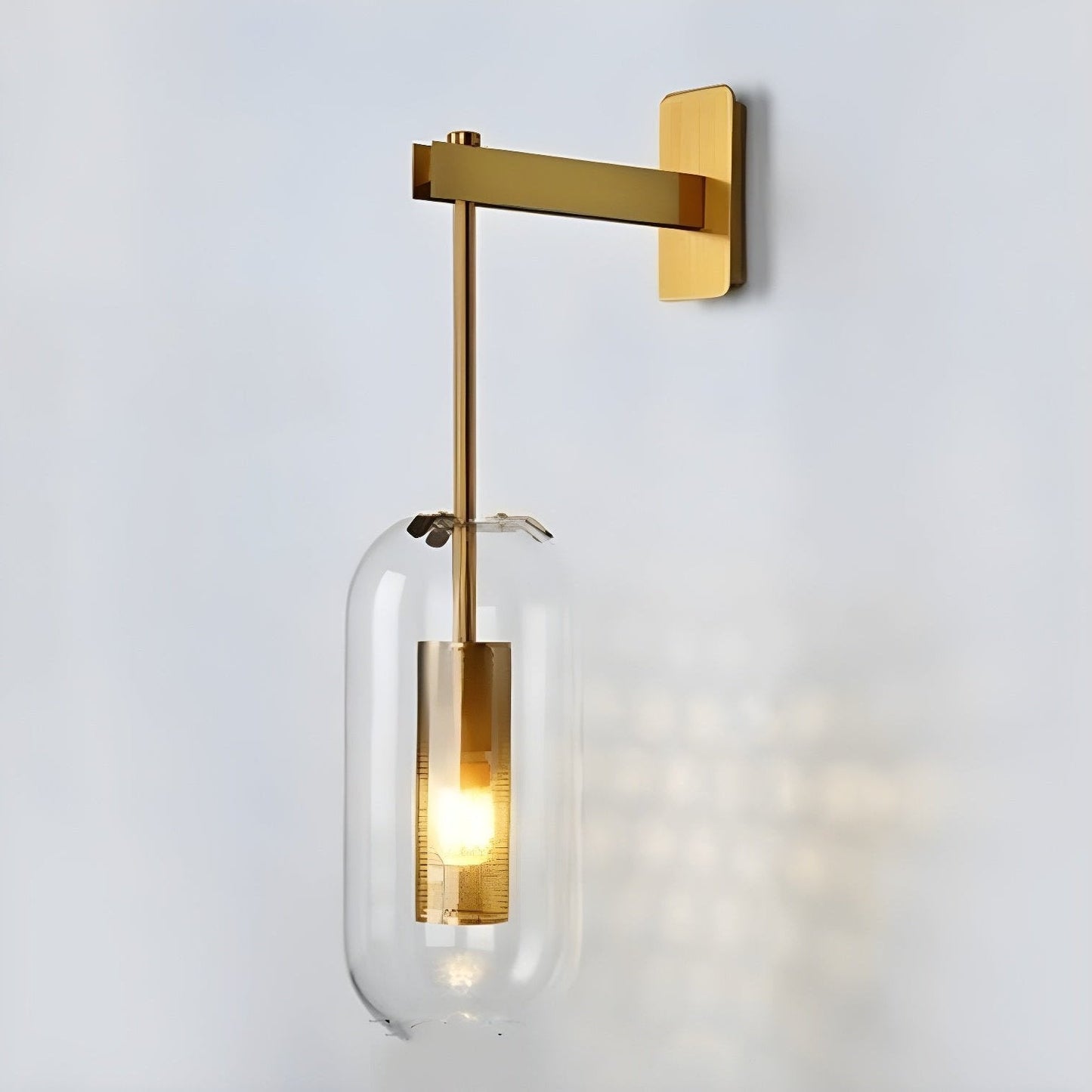 Wandlamp Modern met Glazen Kap en Geperforeerde Metalen Kooi