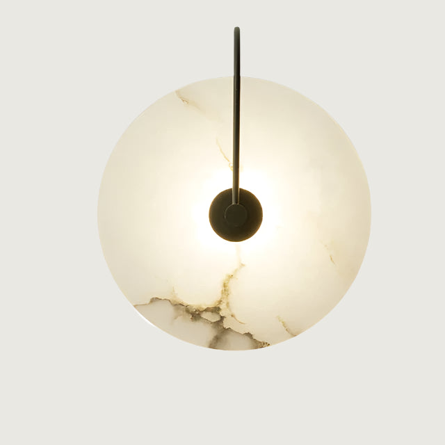 Wandlamp Modern met Rond Marmeren Scherm en Metalen Arm