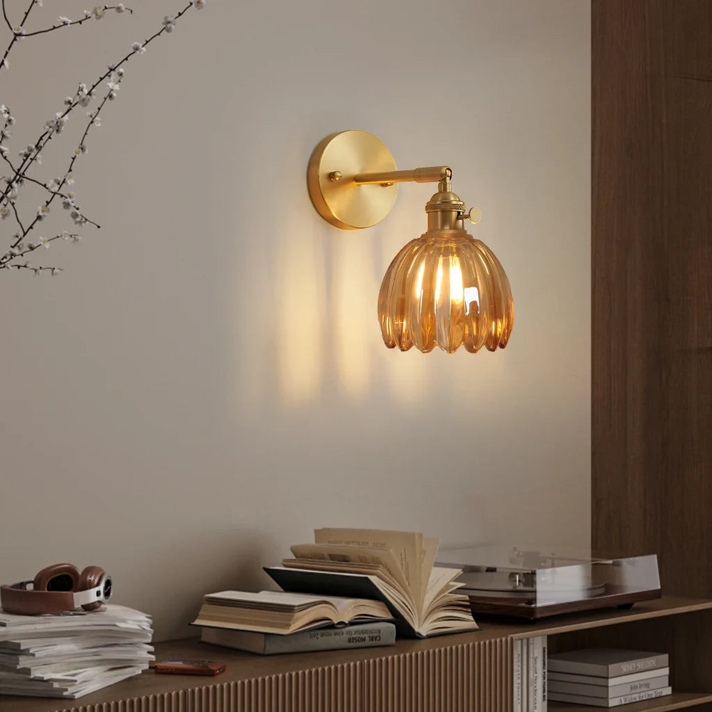 Wandlamp Retro met Gedraaid Glazen Kap en Verstelbare Arm