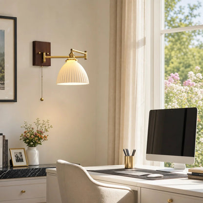 Wandlamp Retro met Swingende Arm, Keramische Kap en Trekschakelaar
