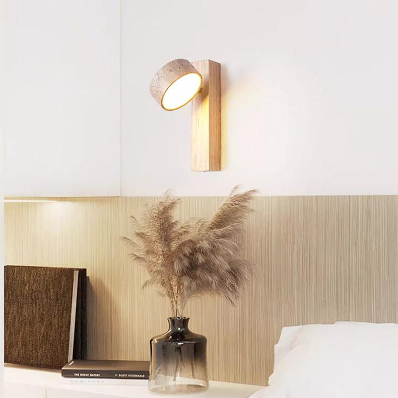 Wandlamp Scandinavisch met Draaibare Kap van Travertijn en Houten Basis