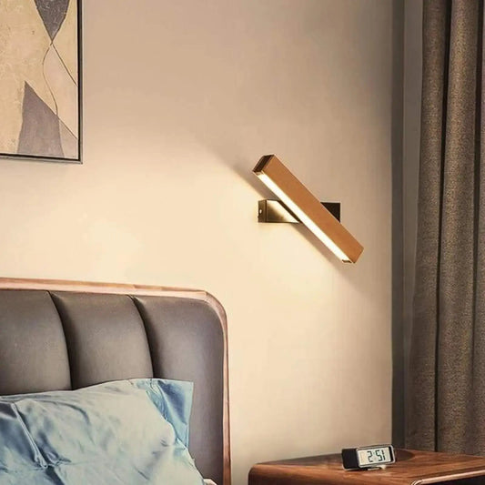 Wandlamp Scandinavisch met Draaibare LED Balk en Houten Behuizing