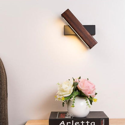 Wandlamp Scandinavisch met Draaibare LED Balk en Houtlook