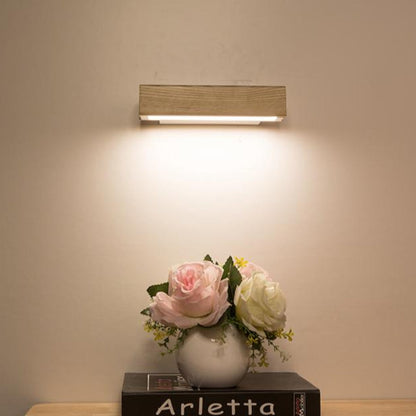 Wandlamp Scandinavisch met Draaibare LED Balk en Houtlook
