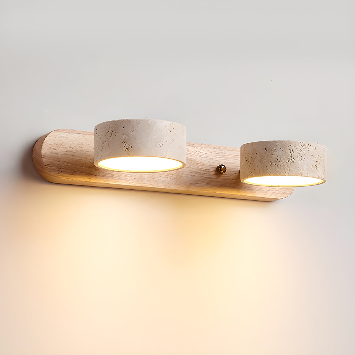 Wandlamp Scandinavisch met Draaibare Spotjes en Houten Basis