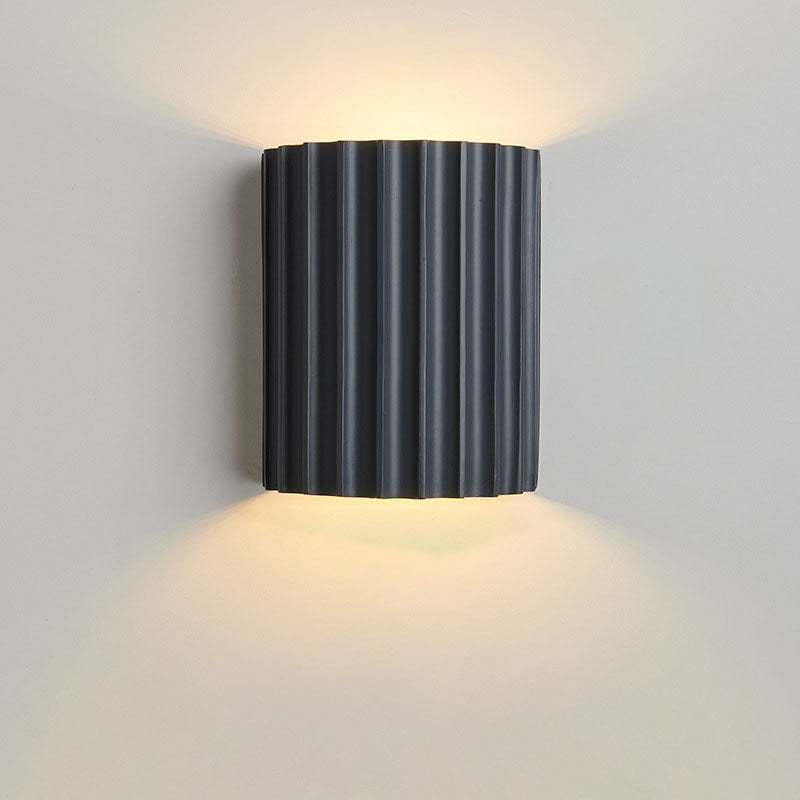 Wandlamp Scandinavisch met Geribbelde Kap en Up-Down Verlichting