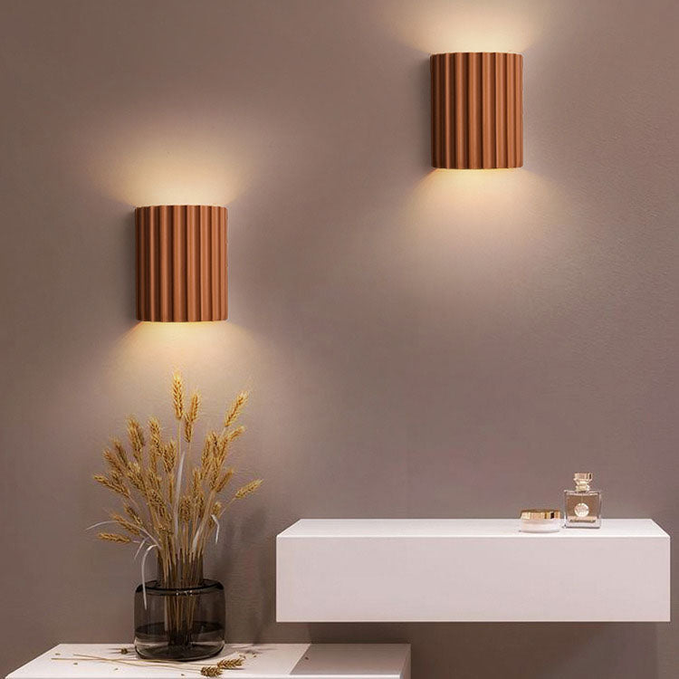 Wandlamp Scandinavisch met Geribbelde Kap en Up-Down Verlichting