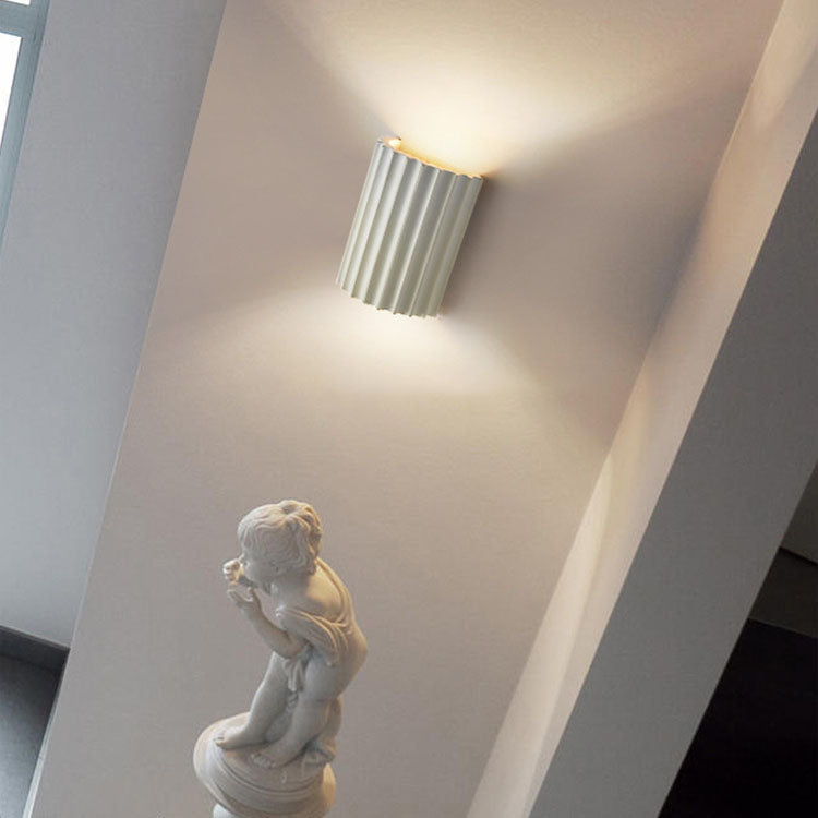 Wandlamp Scandinavisch met Geribbelde Kap en Up-Down Verlichting