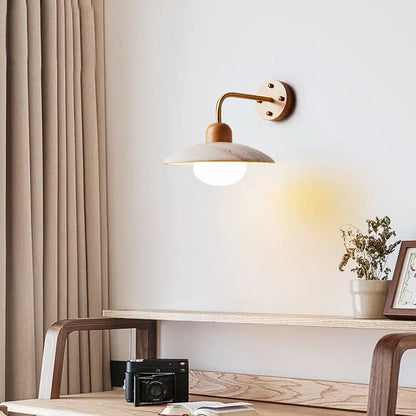 Wandlamp Scandinavisch met Ronde Kap en Houten Detail