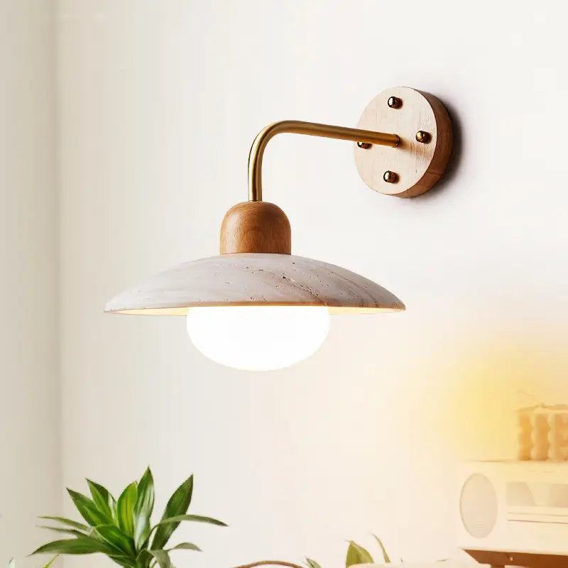 Wandlamp Scandinavisch met Ronde Kap en Houten Detail