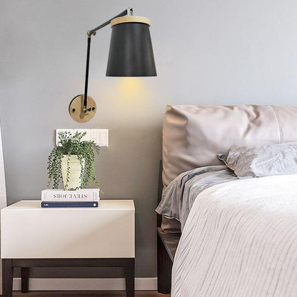 Wandlamp Scandinavisch met Zwenkarm en Houten Detail
