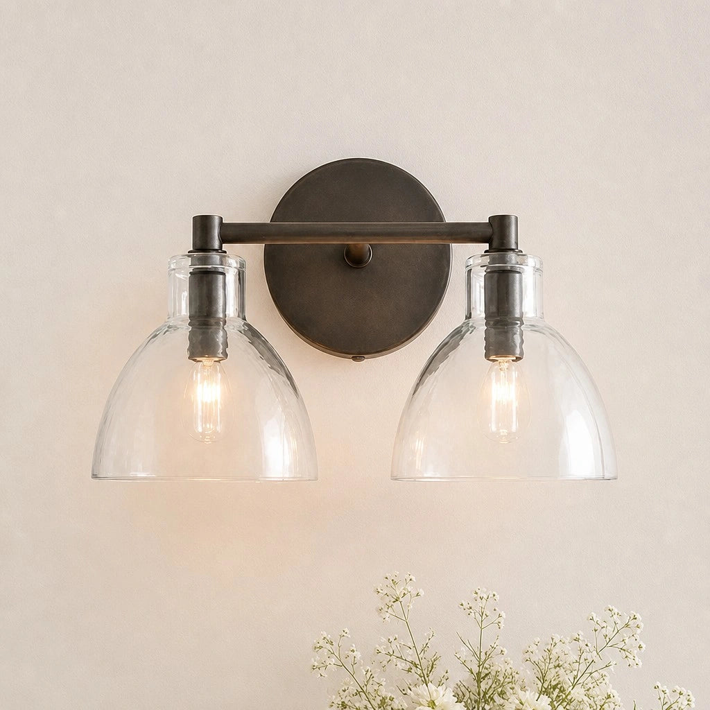 Wandlamp Vintage met Gehamerd Glazen Kap en Metalen Arm