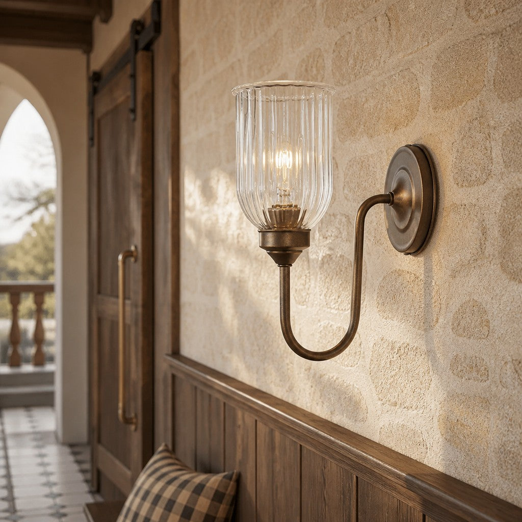 Wandlamp Vintage met Geribbelde Glazen Kap en Gebogen Arm