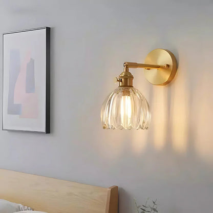 Wandlamp Vintage met Geribbelde Glazen Kap en Verstelbare Arm
