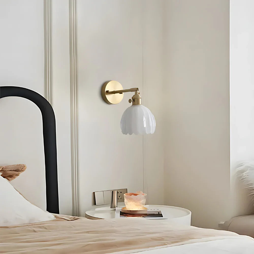 Wandlamp Vintage met Geribbelde Glazen Kap en Verstelbare Arm