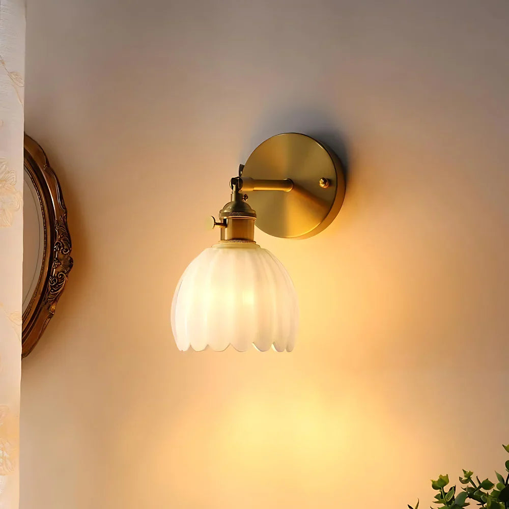 Wandlamp Vintage met Geribbelde Glazen Kap en Verstelbare Arm